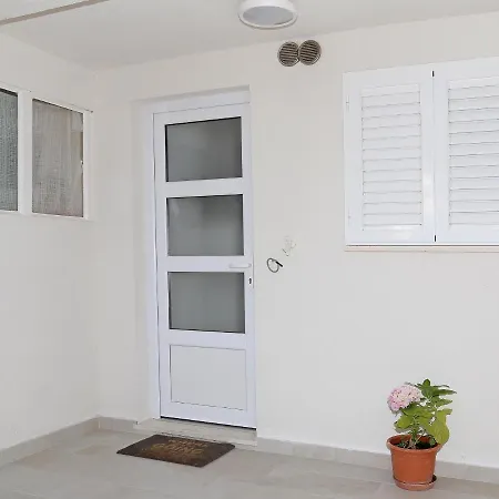 St. Blaise Apartment *
